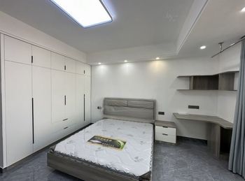 #仙桃# 龙华山仙桃城市广场,1室1厅房子出租(整租)，租金-1300元