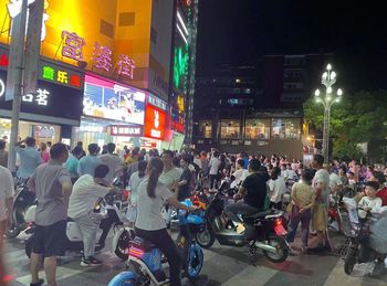 青山湖上海路10m²商铺出租，参考报价：5000元/月