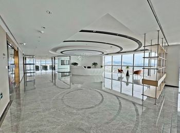 龙湖春江天境 >2000m²写字楼出租，参考报价：面议