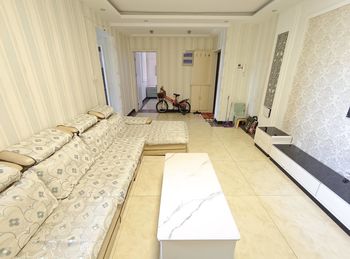 薛城兴安花园B区，3室2厅二手房出售,报价：50万元