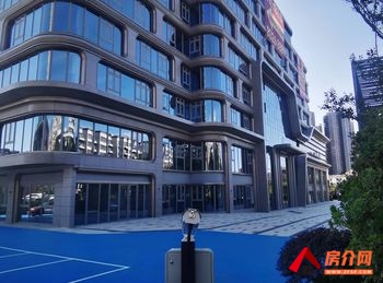 晋安岳峰2500m²商铺出租，参考报价：面议