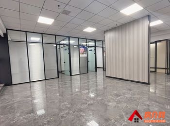 中铁港沣国际135m²写字楼出租，参考报价：4900元/月