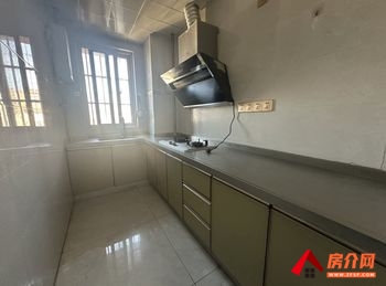 颍州碧水雅苑C1区，3室1厅房子出租(整租)，租金每月1000元