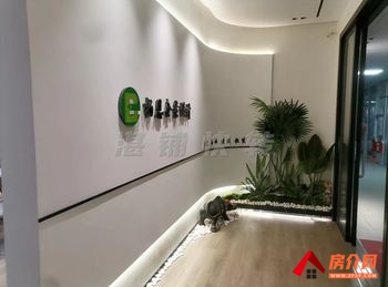 开发区银隆广场116m²商铺转让，参考报价：3248元/月