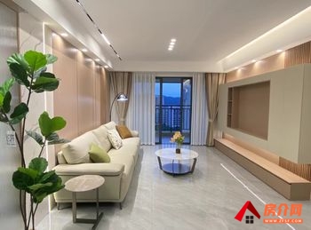 梅江城央首府，4室2厅二手房出售,报价：83万元