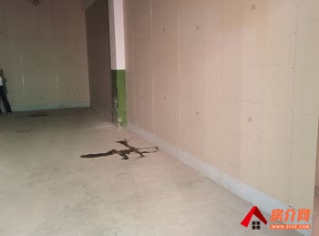 西工西工周边150m²商铺出租，参考报价：2550元/月