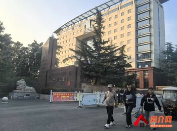 西工洛阳火车站13000m²商铺出租，参考报价：面议