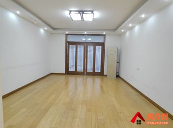 皇家翰林小区房屋出售，临泉皇家翰林，3室2厅，报价：46万元