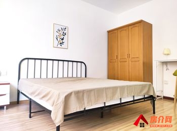 顺庆贵府小区，4室2厅房子出租(合租)，租金每月499元