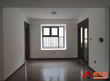 海上传奇小区房屋出售，开发区海上传奇，3室2厅，报价：76万元