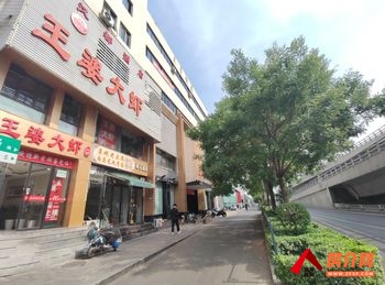 迎泽民营经济园区500m²商铺转让，参考报价：面议