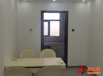 喀什市华宇凤凰城，3室2厅房子出租(整租)，租金每月1500元