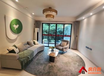 凤岗祥利上城(四期)，4室2厅二手房出售,报价：140万元