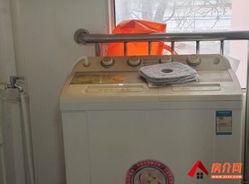 （龙丰苑住宅小区小区房屋出租）金台龙丰苑住宅小区，2室2厅房子出租(整租)，租金每月700元