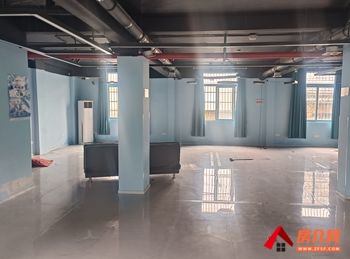 定海环南街道200m²商铺出租，参考报价：4200元/月
