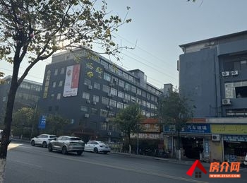 176创意园 >400m²写字楼出租，参考报价：面议