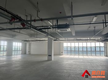 青网科技产业园705m²写字楼出租，参考报价：8460元/月
