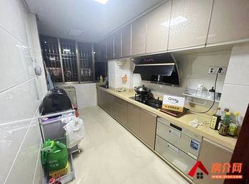 （黄金海岸金玉湾小区房屋出租）汕尾城区黄金海岸金玉湾，3室2厅房子出租(整租)，租金每月2600元