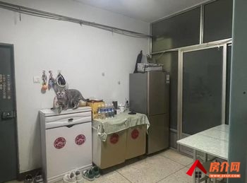 红山地毯小区，2室1厅房子出租(整租)，租金每月900元