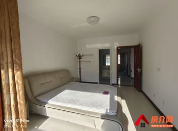 宁津泉润福宁壹号，3室2厅房子出租(整租)，租金每月1300元