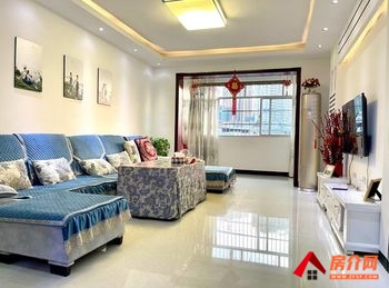 云蔚花园小区房屋出售，凯里云蔚花园，3室2厅，报价：33.8万元
