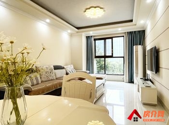 （临港中央小区房屋出租）翠屏临港中央，3室2厅房子出租(整租)，租金每月2100元