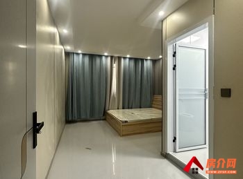 幸福路大上海国际花园，5室1厅房子出租(合租)，租金每月1000元