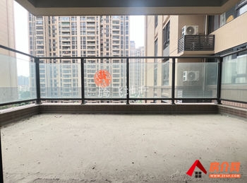 盛世悦城小区房屋出售，港北盛世悦城，4室2厅，报价：120万元