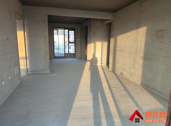 花溪春晓小区房屋出售，淇滨花溪春晓，3室2厅，报价：93.6万元