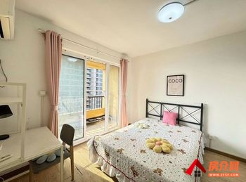 江夏中冶南方韵湖首府(南区)，3室1厅房子出租(合租)，租金每月600元