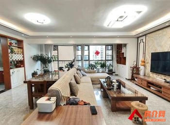 瀚林澜山小区房屋出售，盘龙瀚林澜山，4室2厅，报价：133万元