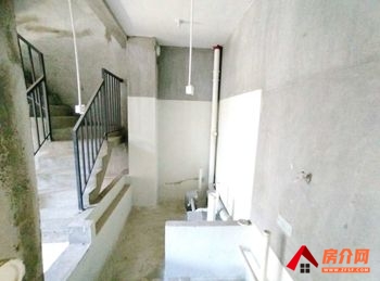 仓山金辉溪溪里，4室2厅房子出租(整租)，租金每月4500元
