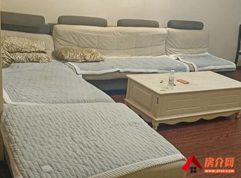 腾冲凤麓湖畔，5室2厅房子出租(整租)，租金每月2200元