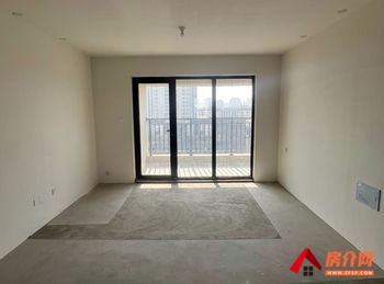 阜丰悦澜湾小区房屋出售，城阳阜丰悦澜湾，3室2厅，报价：136万元