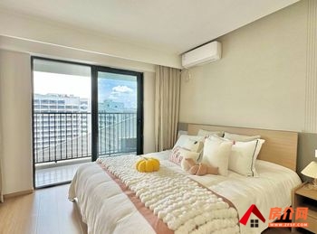 昆明五华教场中路1号院,2室2厅房子出租(合租)，租金每月400元