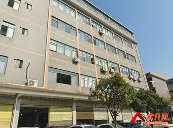 灵川八里街城区3300m²厂房出租，参考报价：面议