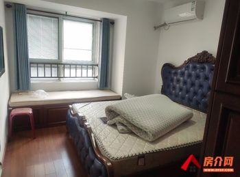 邗江万科金色梦想，3室1厅房子出租(整租)，租金每月2000元