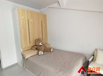 石景山五里坨小区，1室1厅房子出租(合租)，租金每月2000元