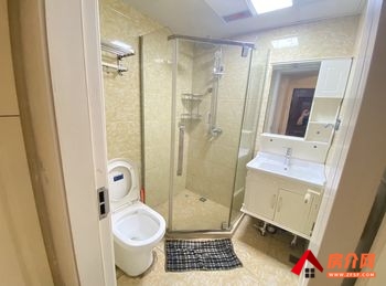 温州瓯海鱼鳞浃西路40弄14号楼 1室0厅房子出租(整租)，租金每月900元
