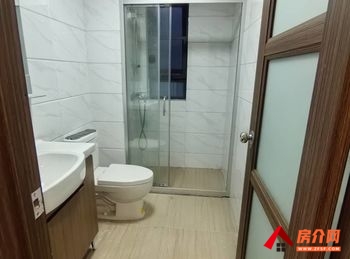镇江句容碧桂园凤凰城临湖苑 3室2厅房子出租(整租)，租金每月1100元