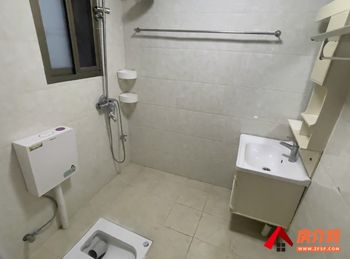 （鸿通春天江与城小区房屋出租）东兴鸿通春天江与城，3室2厅房子出租(整租)，租金每月1600元