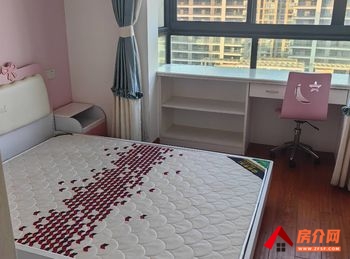 （心湖国际(南区)小区房屋出租）三门心湖国际(南区)，2室2厅房子出租(整租)，租金每月2500元