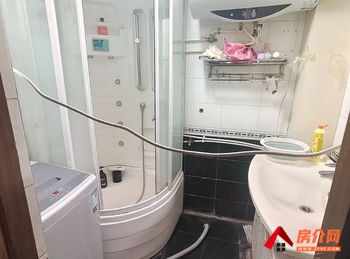 （新粮小区小区房屋出租）新市新粮小区，3室1厅房子出租(合租)，租金每月900元