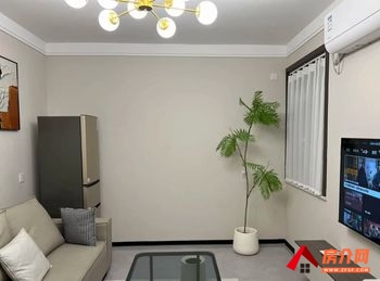 咸安时代华庭，1室1厅房子出租(整租)，租金每月800元