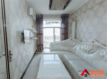 新城区玉龙家园，2室2厅房子出租(整租)，租金每月1333元