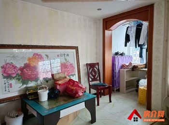 隆昌东门广场，3室2厅房子出租(整租)，租金每月599元