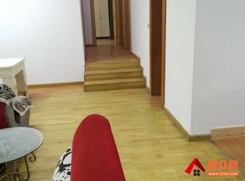 黔东南凯里金龙苑小区,3室2厅房子出租(整租)，租金每月1300元
