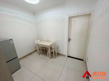 上城濮家新村，1室1厅房子出租(整租)，租金每月2500元