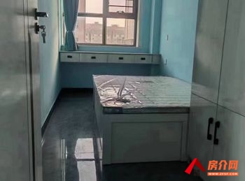 金银川路阿拉尔市锦绣佳苑小区，4室1厅房子出租(合租)，租金每月800元