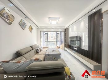 六枝碧桂园小区房屋出售，六枝特六枝碧桂园，3室2厅，报价：48.8万元
